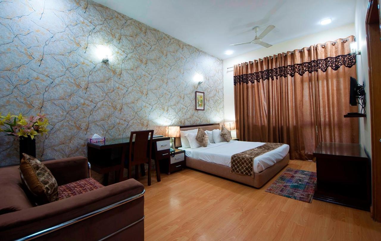 Imperial Apartments Huda City Gurgáon Kültér fotó