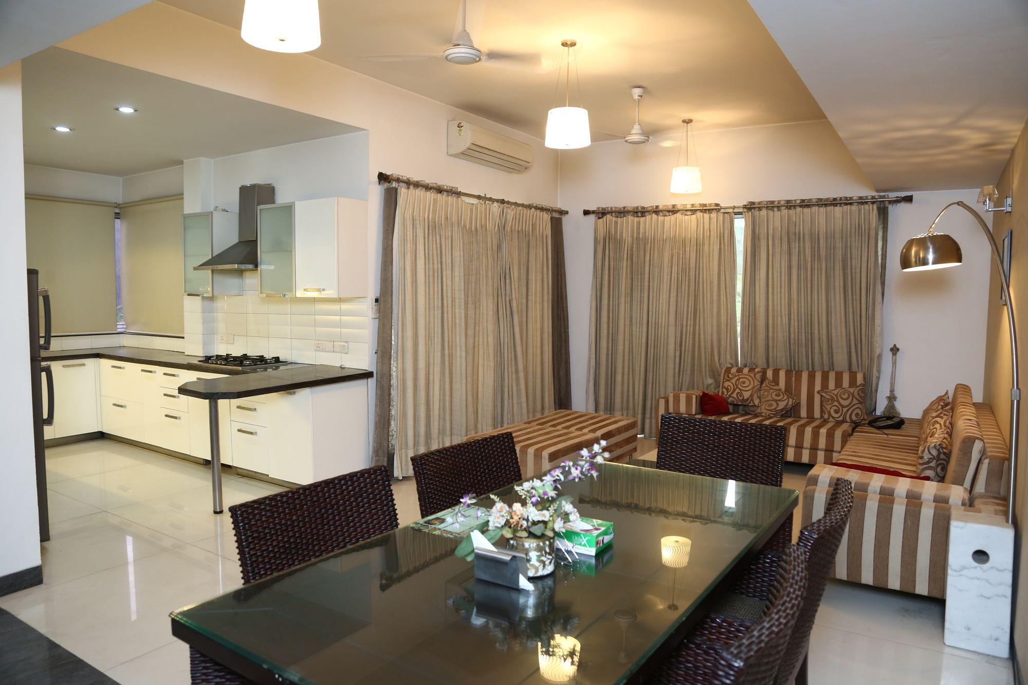 Imperial Apartments Huda City Gurgáon Kültér fotó